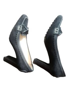 TOD'S Suede Pumps